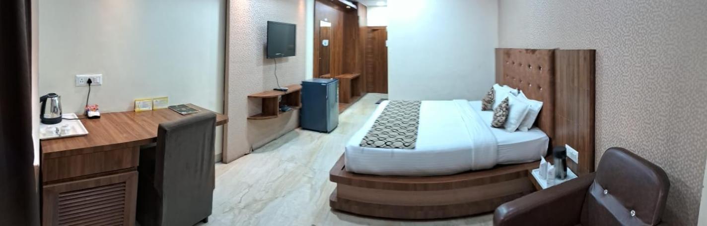 Hotel Samdareeya Pvt Ltd Jabalpur Exterior photo